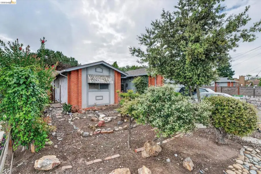 3216 Belmont Way, Alameda, CA 94502 - #2