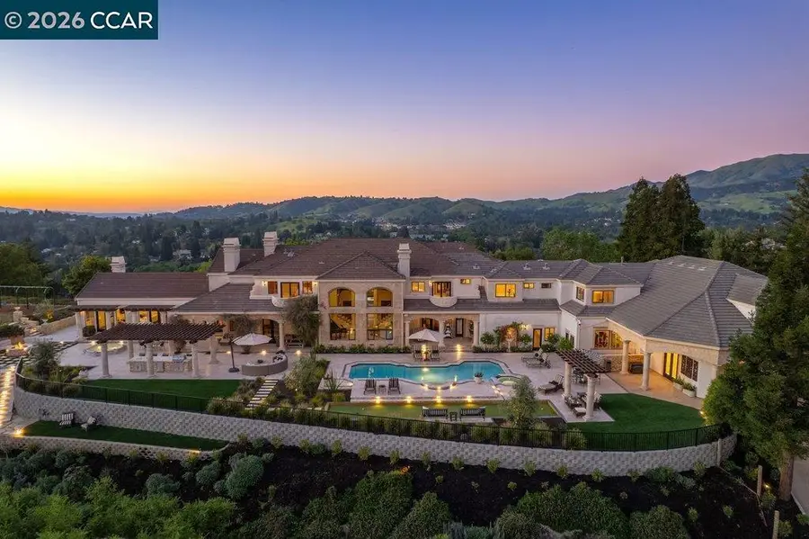 251 Santiago Ln, Danville, CA 94526 - #2