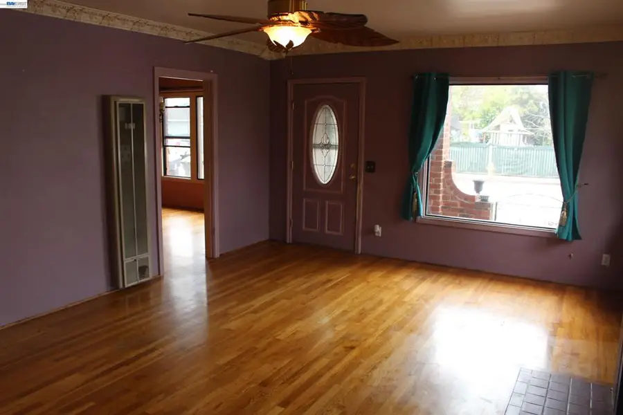 703 Palm Ave, Watsonville, CA 95076 - #2