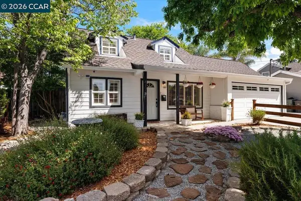 4175 Pickwick Dr, Concord, CA 94521