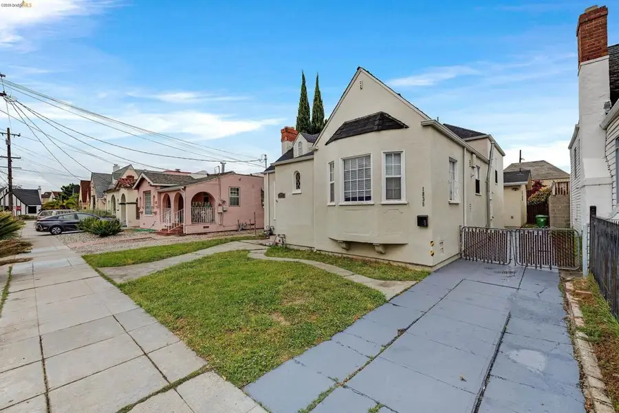 1833 108th Ave, Oakland, CA 94603 - #2