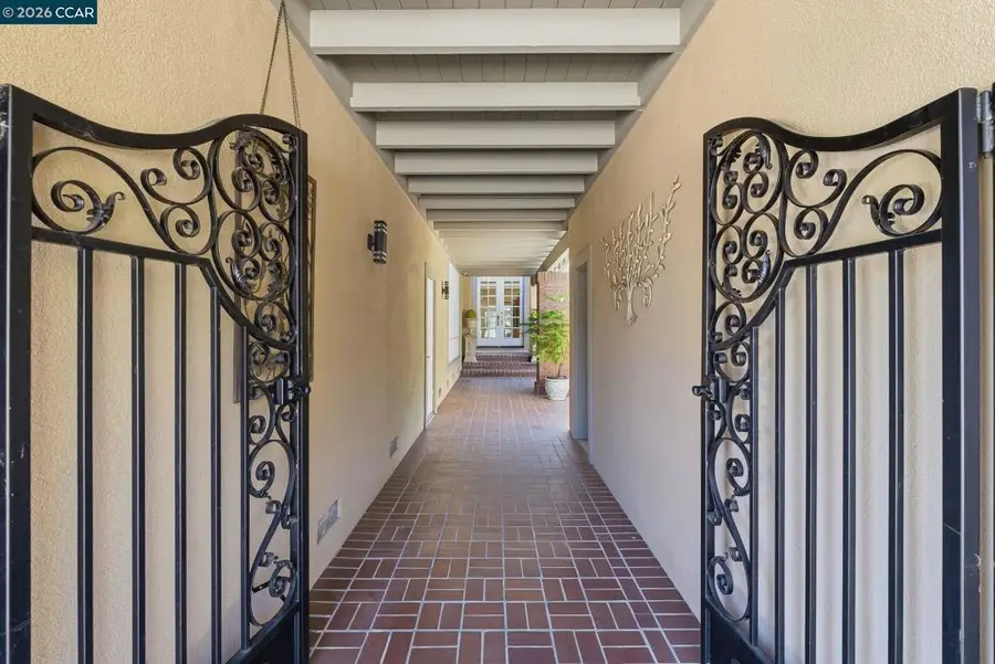 45 N Merrill Circle, Moraga, CA 94556 - #2
