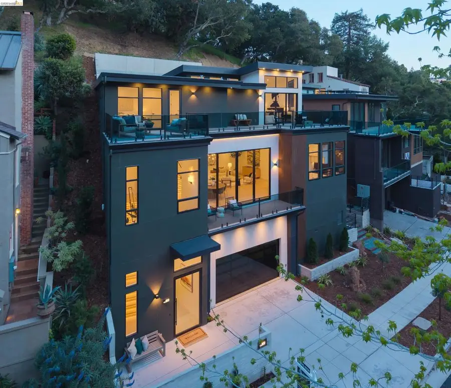 1675 Trestle Glen Rd, Oakland, CA 94610 - #2