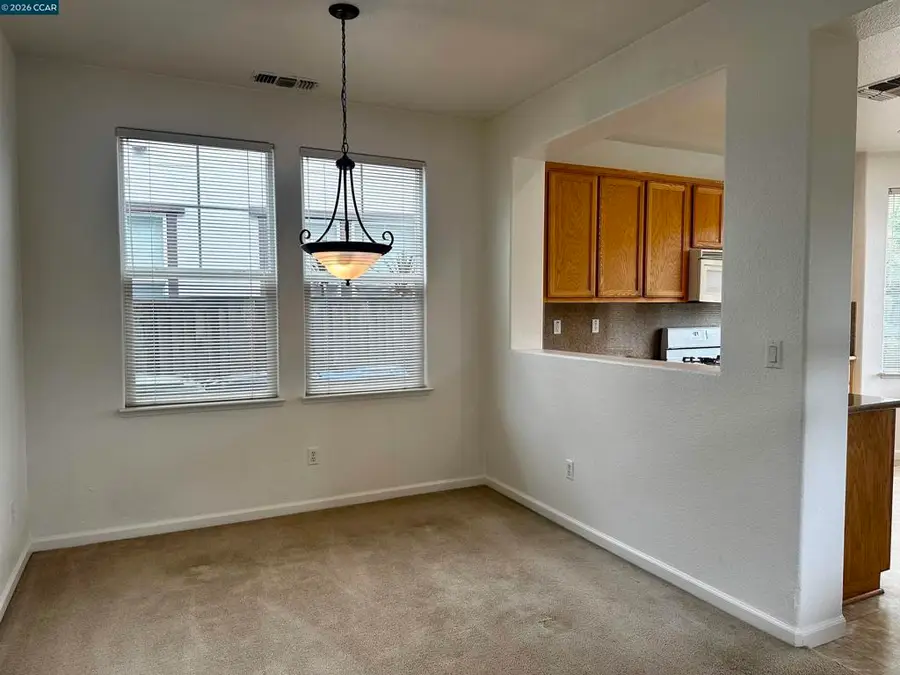 806 Wilmington Ct, Fairfield, CA 94533 - #3