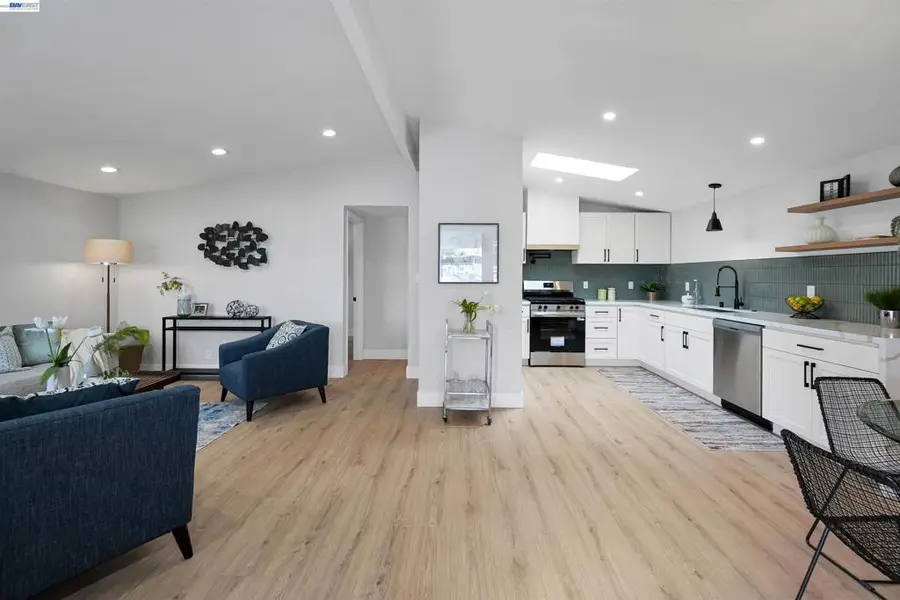 27830 Miami Ave, Hayward, CA 94545 - #2