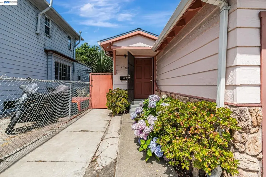 2538 E 16th St, Oakland, CA 94601 - #1