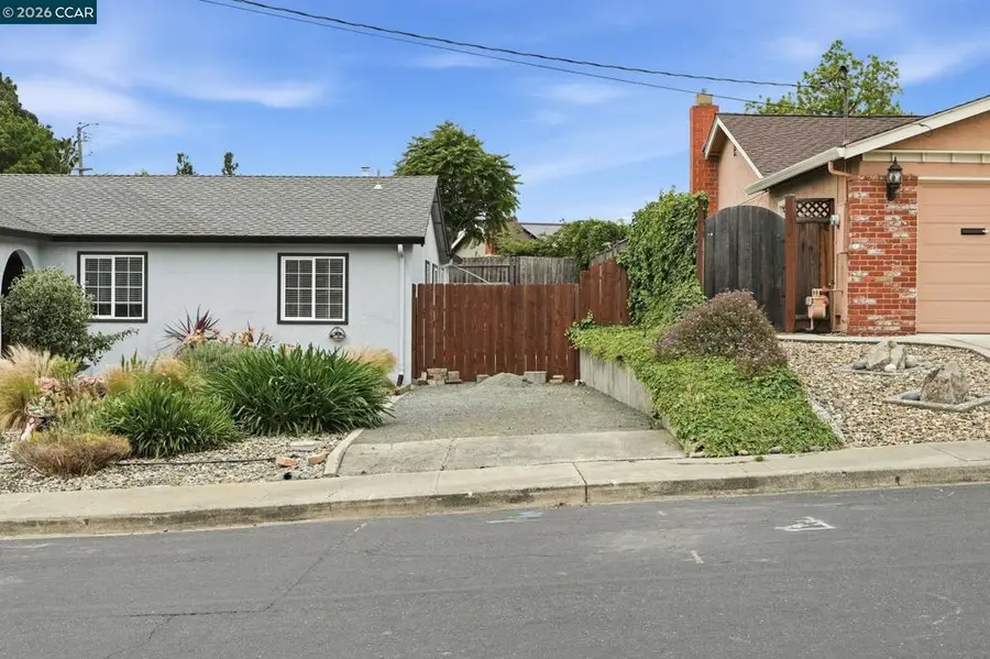 2024 Olympic Dr, Martinez, CA 94553 - #3