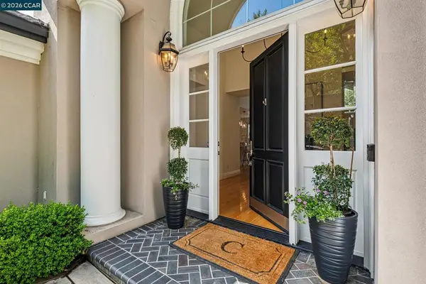 612 Sugarloaf Ct, Walnut Creek, CA 94596