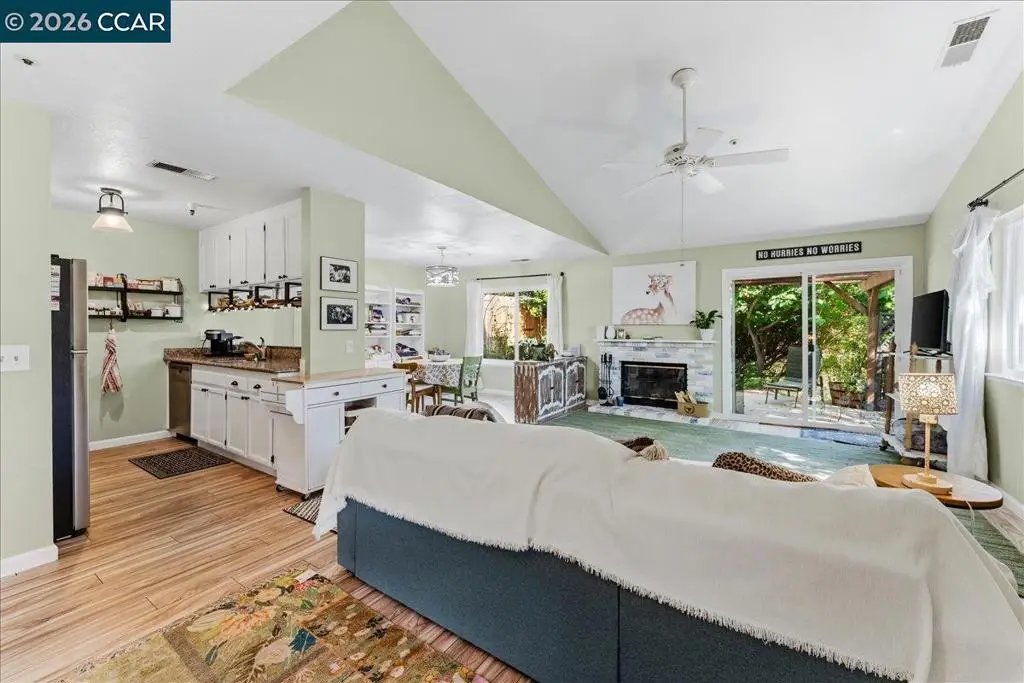 1734 Casa Grande St, Benicia, CA 94510 - #1