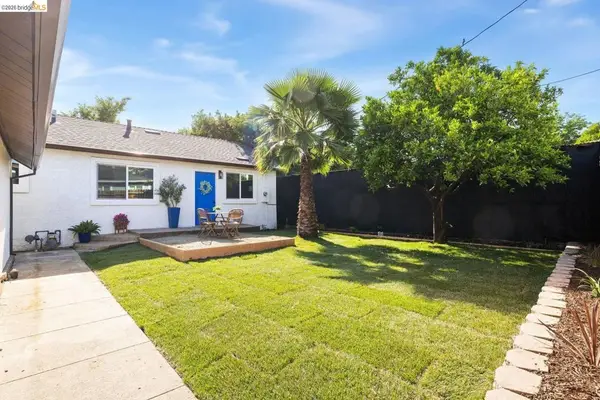 123 Circuit Dr #Unit A, Roseville, CA 95678