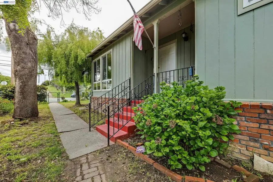 1947 E St, Hayward, CA 94541 - #3