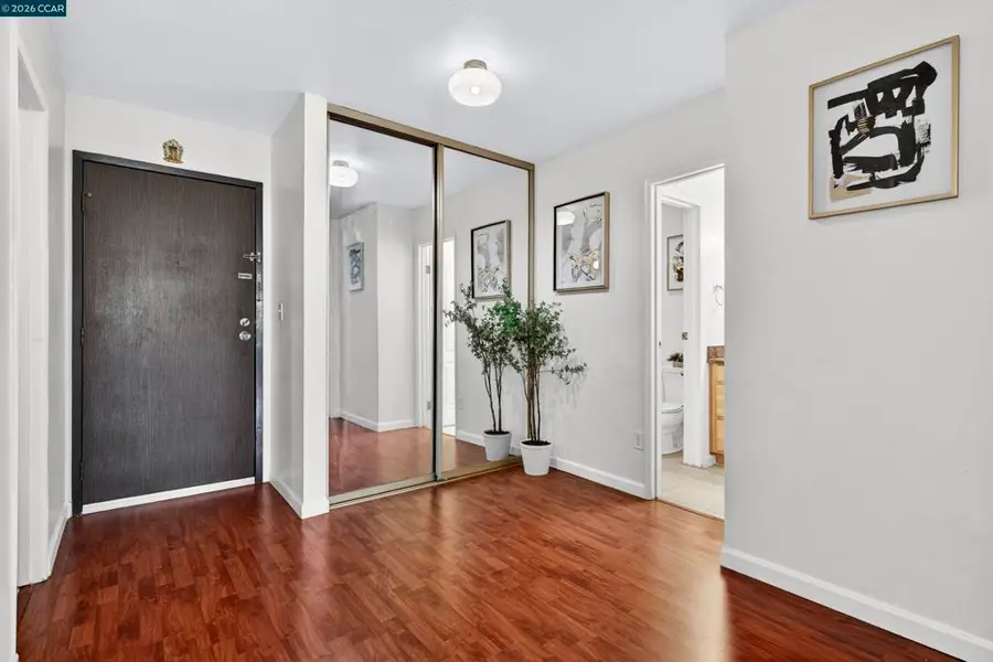 2005 Pleasant Valley Ave #103, Oakland, CA 94611 - #3