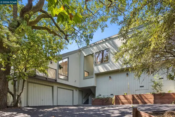 39 Saint Stephens Dr, Orinda, CA 94563