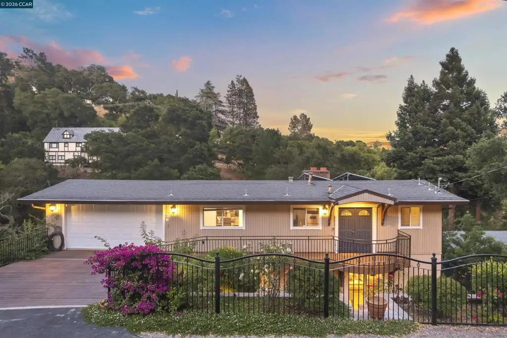 38 Saint Stephens Dr, Orinda, CA 94563 - #1