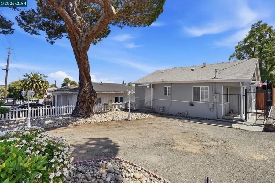 1370 Vine Ave, Martinez, CA 94553 - #2