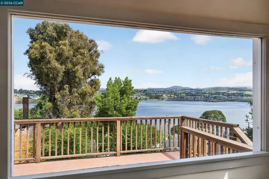 444 Edwards St, Crockett, CA 94525 - #3