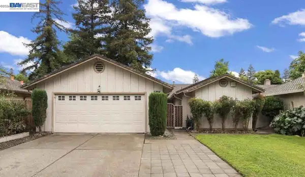 5894 Land View Dr, Stockton, CA 95219
