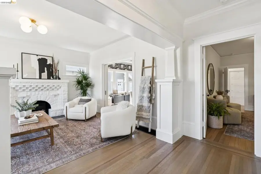 5451 Lawton Ave, Oakland, CA 94618 - #3