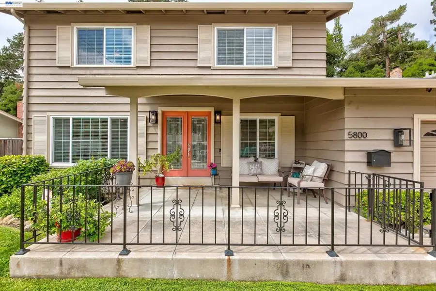 5800 Cold Water Dr, Castro Valley, CA 94552 - #2