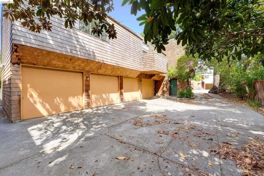 2316 Blake St #A, Berkeley, CA 94704 - #3