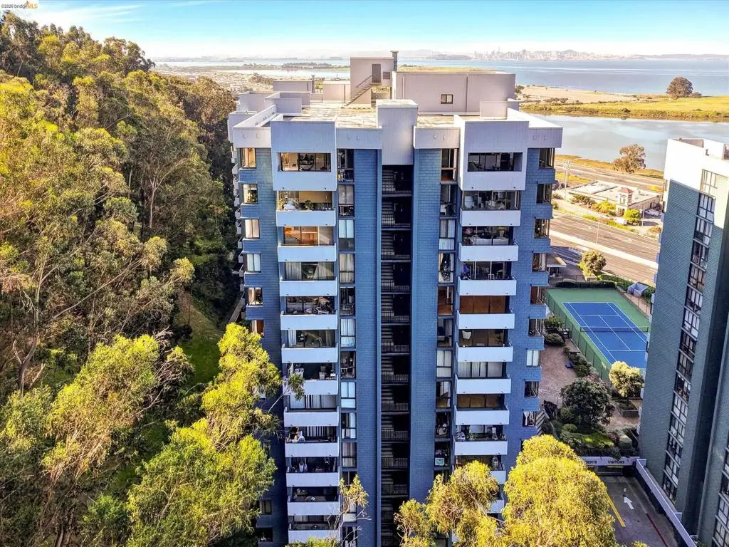 555 Pierce St #520, Albany, CA 94706 - #1