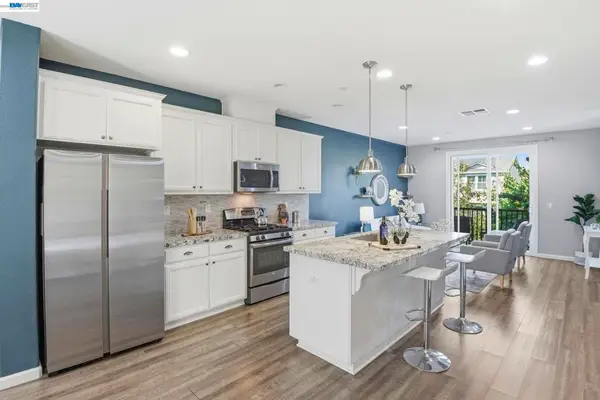 2332 Carbondale Way, Dublin, CA 94568