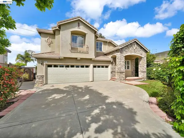 11 Meadows Ct, Fremont, CA 94539