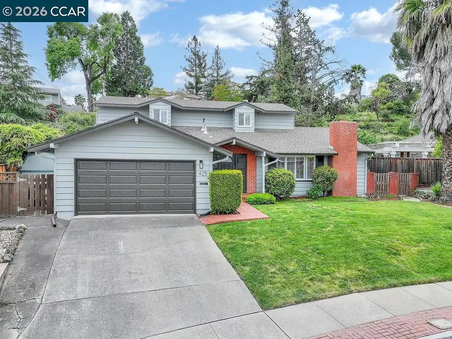 425 Roanoke Dr, Martinez, CA 94553 - #2