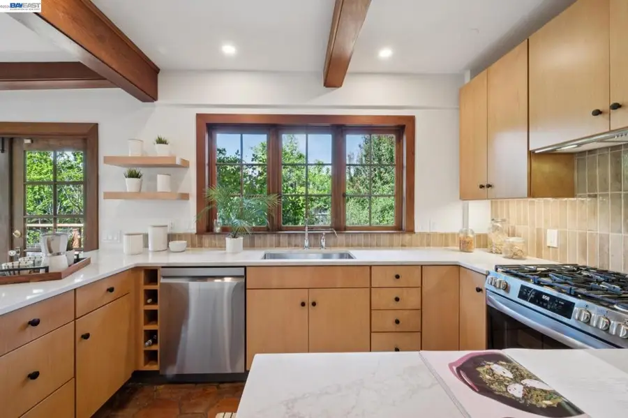 731 60th Street, Oakland, CA 94609 - #3