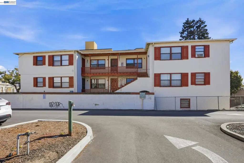 712 Santa Clara Avenue, Alameda, CA 94501 - #1