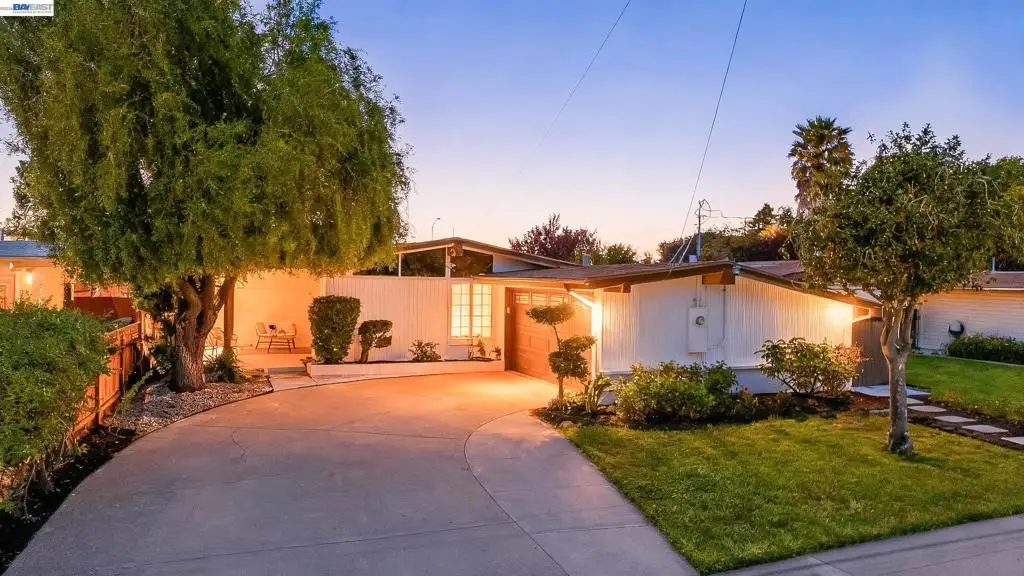 2571 Ocala St, Hayward, CA 94545 - #1