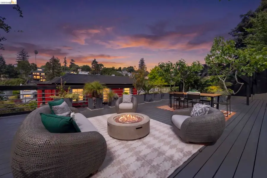 683 Mandana Blvd., Oakland, CA 94610 - #2
