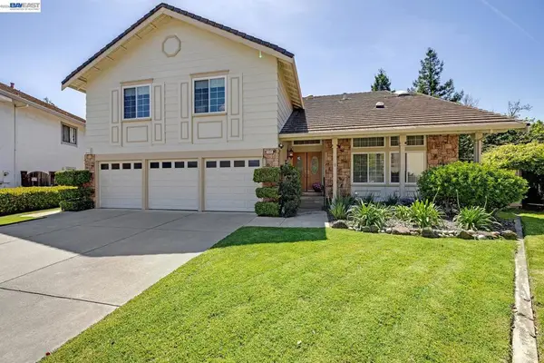 3340 Tree Swallow Pl, Fremont, CA 94555