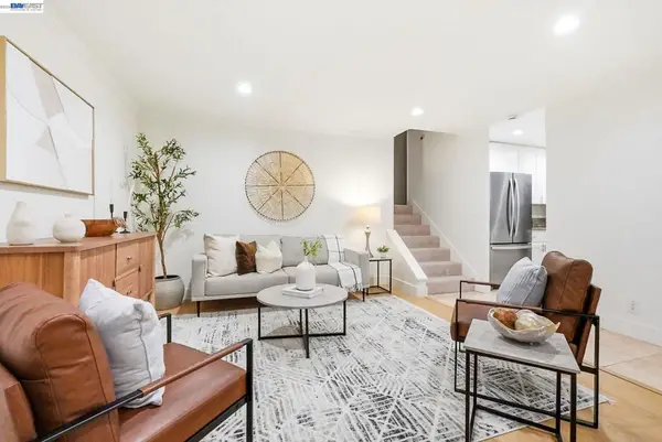 3855 Panda Pl, San Jose, CA 95117