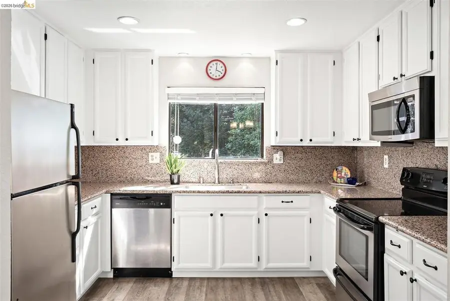 3687 Maple Ave #9, Oakland, CA 94602 - #3
