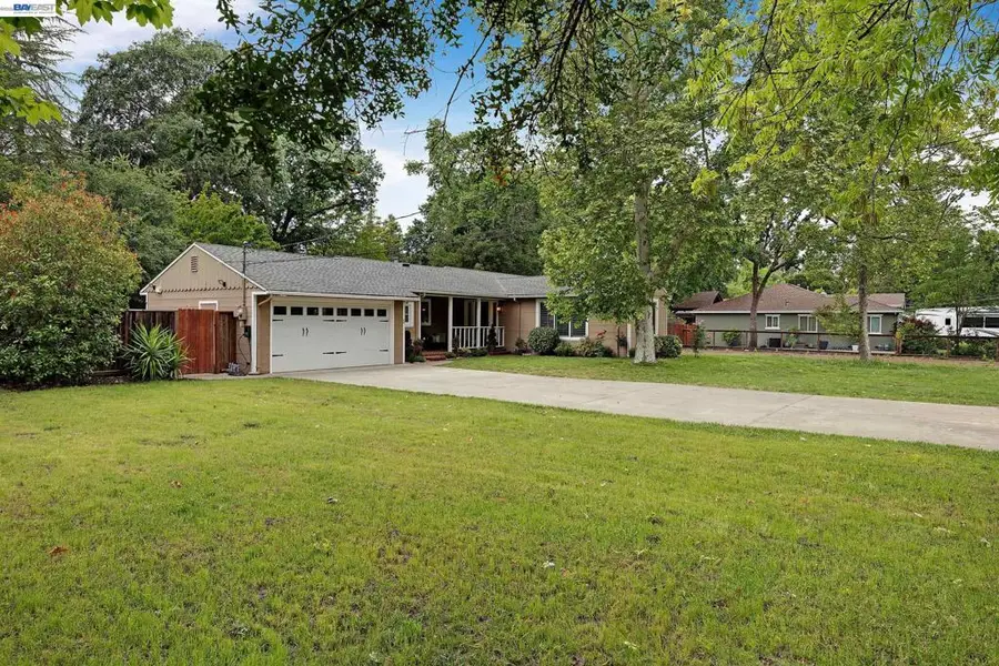 1989 Meadow Rd, Walnut Creek, CA 94595 - #2