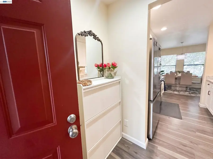 29599 Vanderbilt St #204, Hayward, CA 94544 - #2