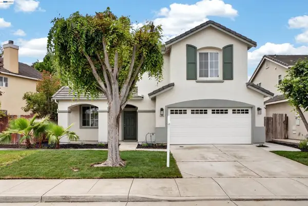 1843 Rochester, Tracy, CA 95377