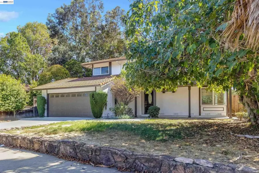 654 Calpella Dr, San Jose, CA 95136 - #3