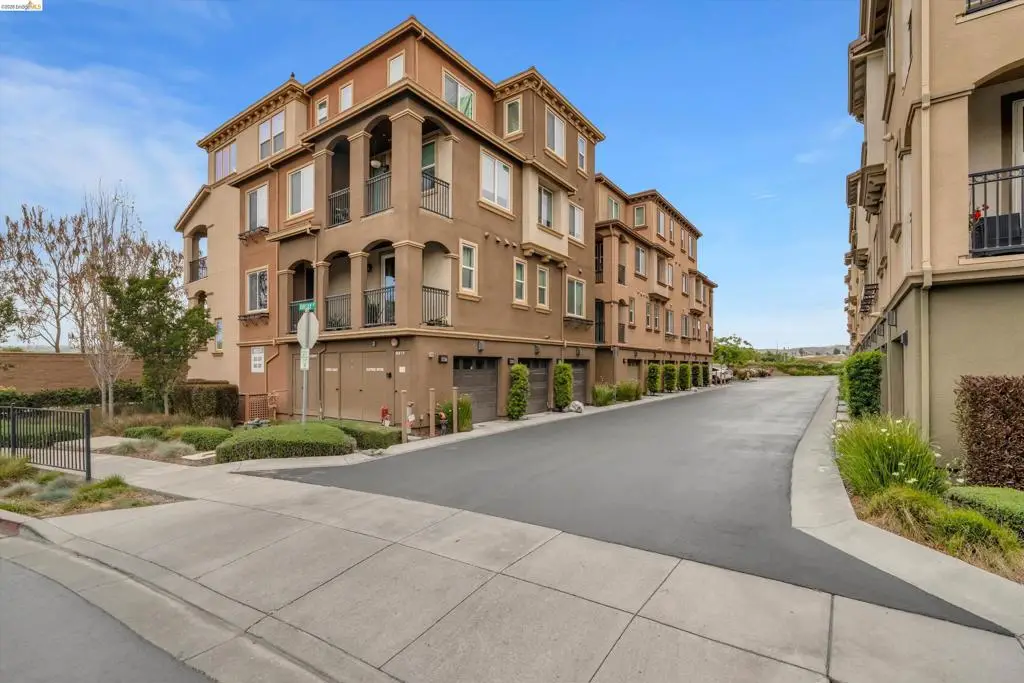 5659 Daylily St, Newark, CA 94560 - #1