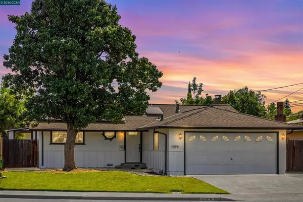 384 Elsinore Dr, Vacaville, CA 95687
