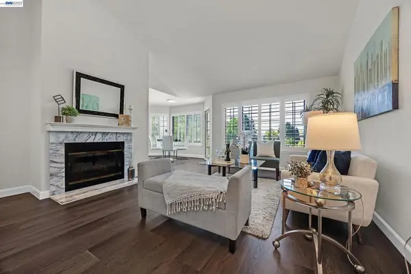 5012 Lakeview Dr #200, San Ramon, CA 94582
