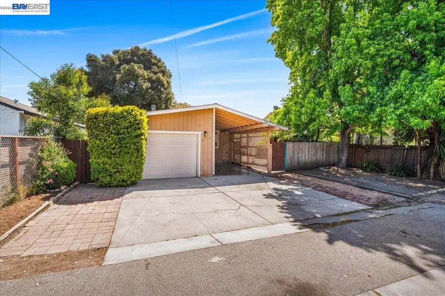 2170 Ralmar Ave, East Palo Alto, CA 94303 - #2