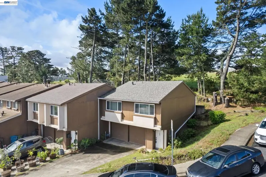 103 Pamela Ct, Daly City, CA 94015 - #2