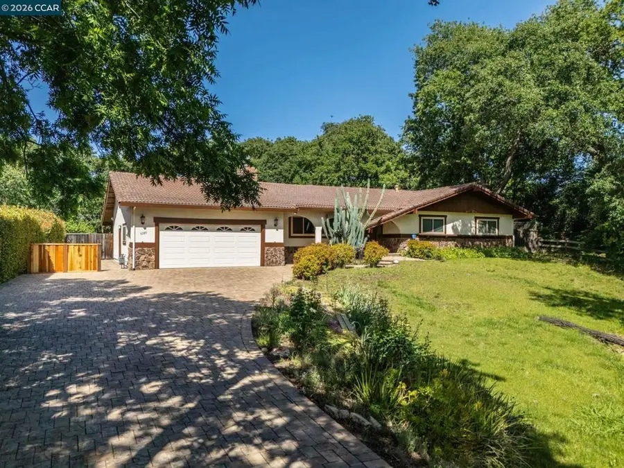 5305 Pine Hollow Rd, Concord, CA 94521 - #2