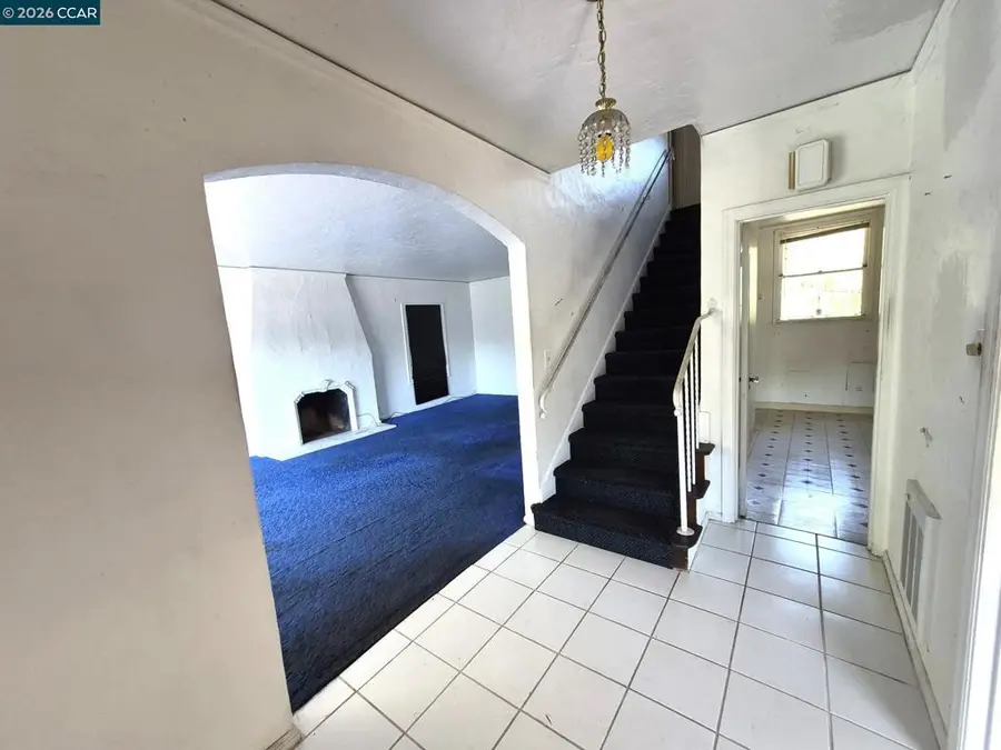 826 Carlston Ave, Oakland, CA 94610 - #2