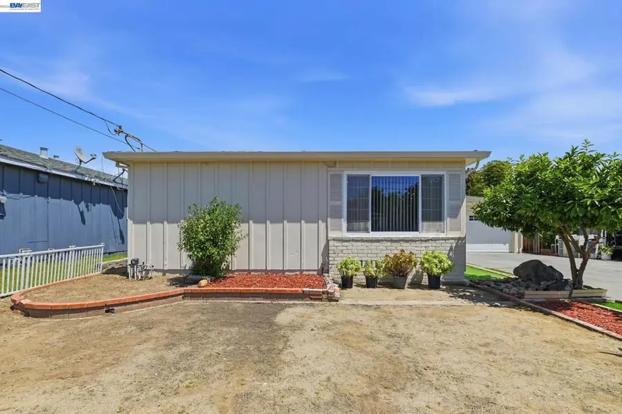 6714 Flanders Dr, Newark, CA 94560 - #3