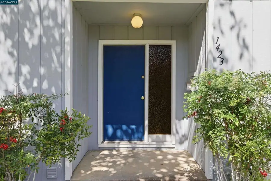 1423 Saint James Pkwy, Concord, CA 94521 - #2