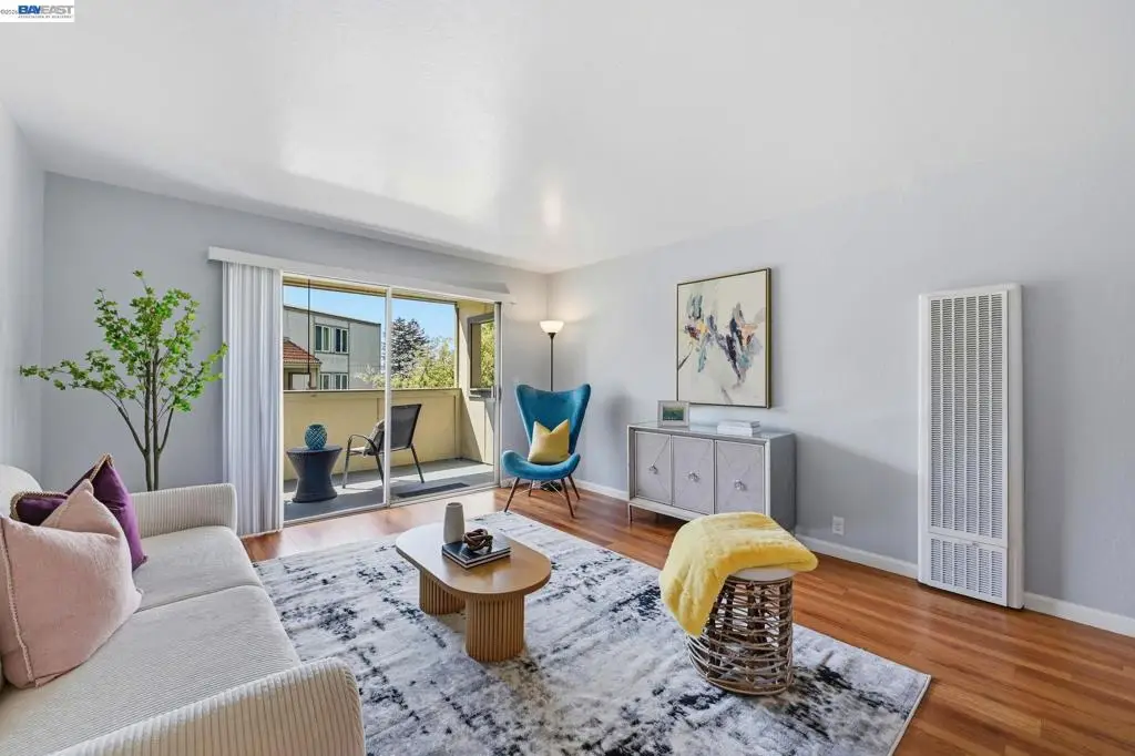 1510 E St #23, Hayward, CA 94541 - #1