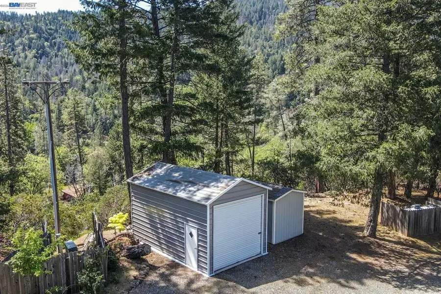 2051 Sky Ranch Rd, Junction City, CA 96048 - #3